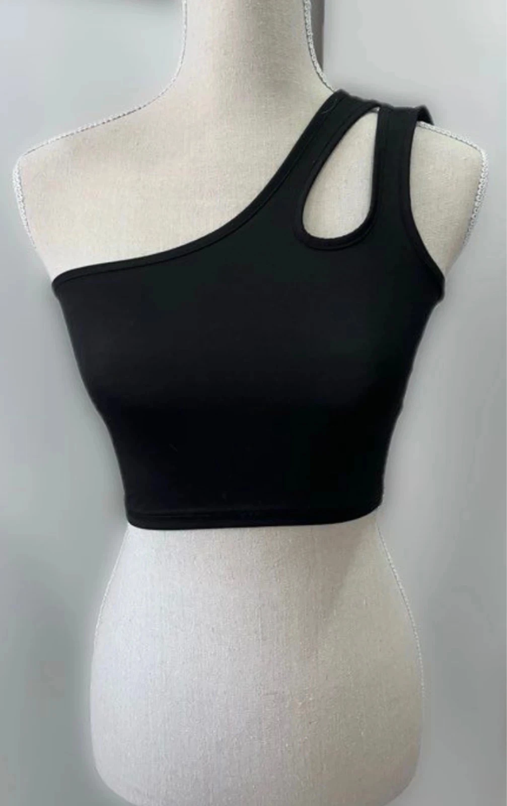 Top noir asymétrique Jennyfer, taille M